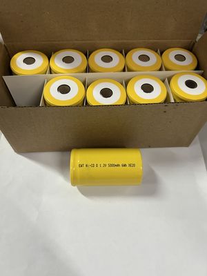 恒常電流 / 恒常電圧 ニッケルカドミウム電池 -20°C から 55°C 放電 1000mA 0.2C から 1.0V / 充電のためのセル