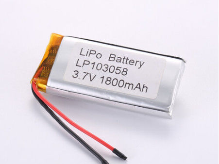 LP103058 3.7V 1800mah リチウムイオン電池 メーカー ソフトパック リチウムポリマー電池 過剰放電防止と柔軟な設計